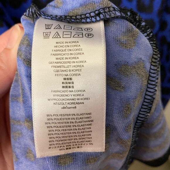 Micheal by Michael Kors blue animal print dress. Size Large. Long sleeve - Picture 8 of 8